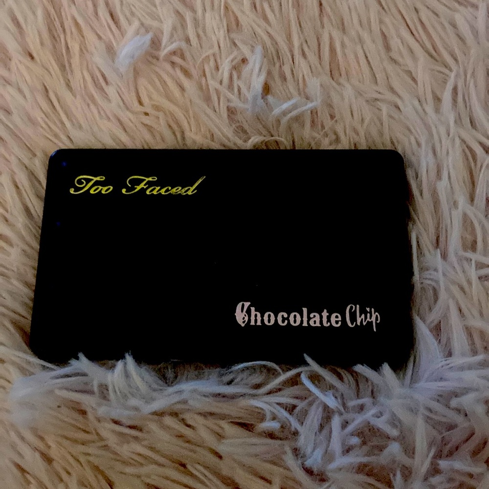 Too faced matte eye shadow palette